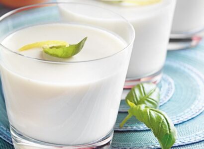 Panna cotta au basilic et au citron