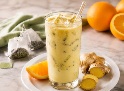 Thé vert latté glacé à l’orange