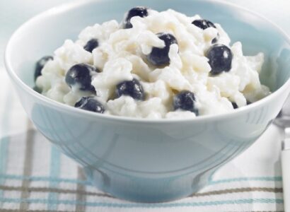 Pouding au riz à l’érable et aux petits fruits