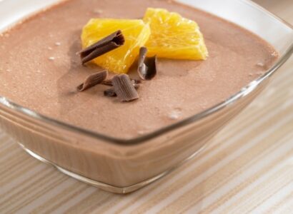 Mousse au yogourt, à l’orange et au chocolat