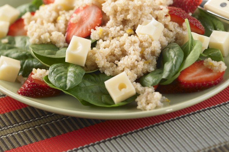 Quinoa, Spinach and Berry Salad